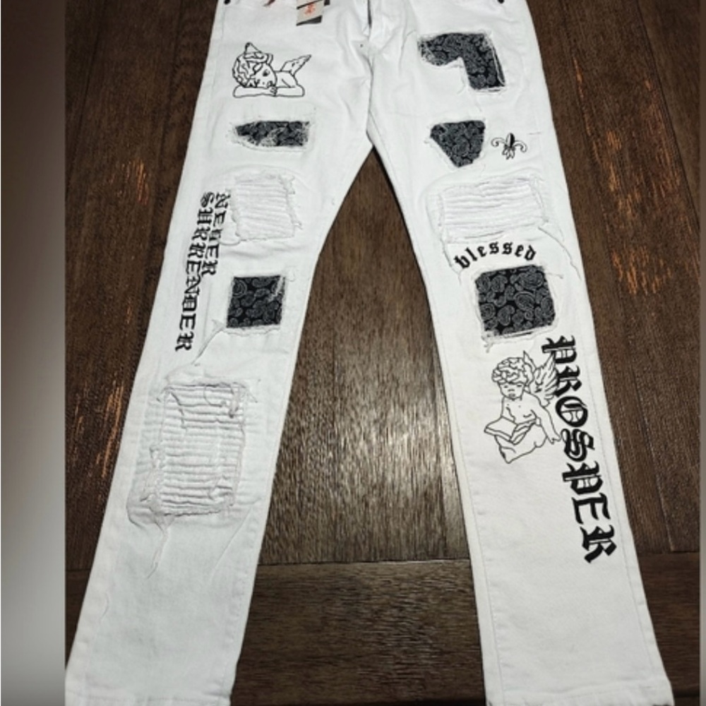 New RGSTT size 34 Men's White Jeans with Black Graphic Patches